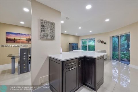 Copropriété à louer à Coral Springs, Floride: 3 chambres, 118.45 m2 № 1972315 - photo 17