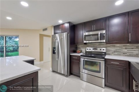 Copropriété à louer à Coral Springs, Floride: 3 chambres, 118.45 m2 № 1972315 - photo 13