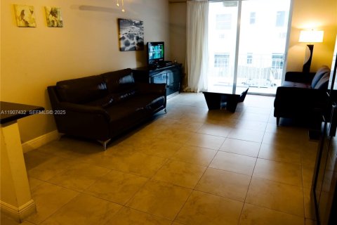 Condominio en alquiler en Miami Beach, Florida, 1 dormitorio, 61.22 m2 № 1984507 - foto 4