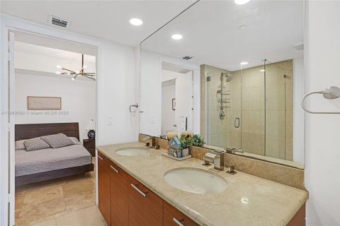Copropriété à louer à Miami, Floride: 2 chambres, 126.07 m2 № 1939171 - photo 17