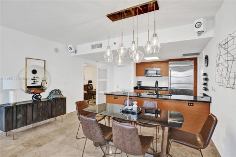 Copropriété à louer à Miami, Floride: 2 chambres, 126.07 m2 № 1939171 - photo 7