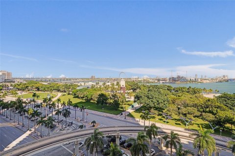 Copropriété à louer à Miami, Floride: 2 chambres, 126.07 m2 № 1939171 - photo 28