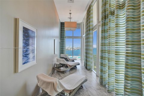 Copropriété à louer à Miami, Floride: 2 chambres, 126.07 m2 № 1939171 - photo 24