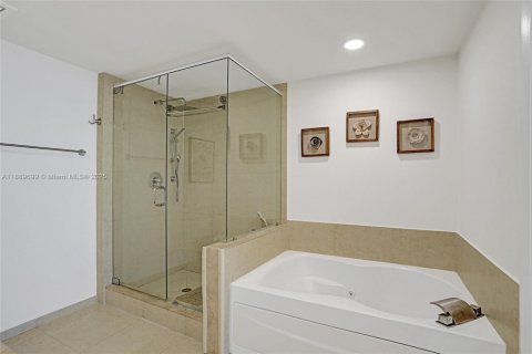 Copropriété à louer à Miami, Floride: 2 chambres, 126.07 m2 № 1939171 - photo 14