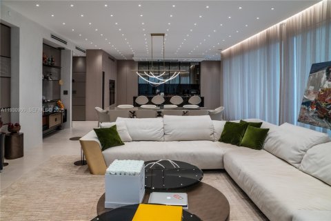 Condominio en venta en Bal Harbour, Florida, 3 dormitorios, 288.93 m2 № 2034414 - foto 25