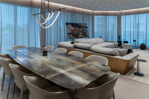 Condominio en venta en Bal Harbour, Florida, 3 dormitorios, 288.93 m2 № 2034414 - foto 29