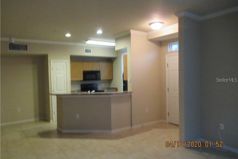 Condo in Sarasota, Florida, 2 bedrooms  № 1828596 - photo 7