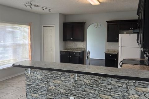 Casa en alquiler en Kissimmee, Florida, 4 dormitorios, 196.3 m2 № 1778561 - foto 13
