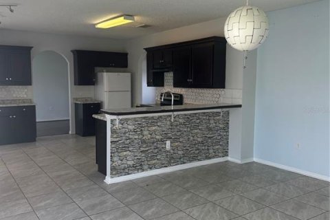 Casa en alquiler en Kissimmee, Florida, 4 dormitorios, 196.3 m2 № 1778561 - foto 8