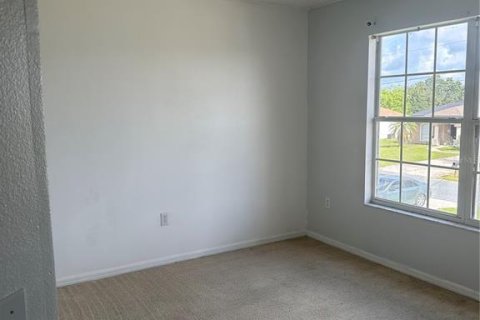 Casa en alquiler en Kissimmee, Florida, 4 dormitorios, 196.3 m2 № 1778561 - foto 16