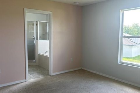 Casa en alquiler en Kissimmee, Florida, 4 dormitorios, 196.3 m2 № 1778561 - foto 19