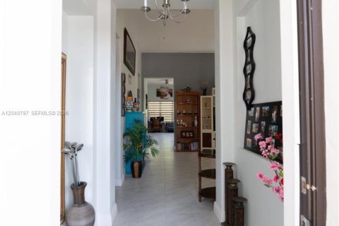 Casa en venta en Ave Maria, Florida, 4 dormitorios № 2088202 - foto 8