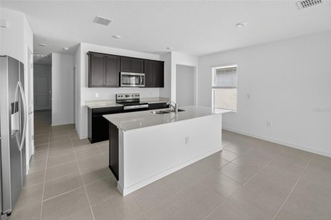 Casa en alquiler en Ocala, Florida, 4 dormitorios, 146.79 m2 № 1916370 - foto 8