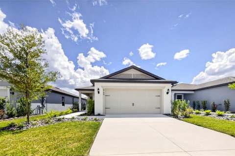 Casa en alquiler en Ocala, Florida, 4 dormitorios, 146.79 m2 № 1916370 - foto 1