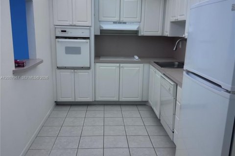Copropriété à vendre à Sunny Isles Beach, Floride: 1 chambre, 93.37 m2 № 2071825 - photo 6