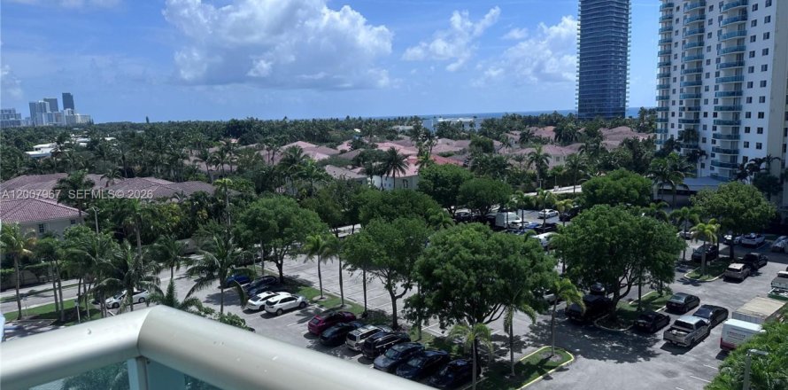 Condo à Sunny Isles Beach, Floride, 1 chambre  № 2071825