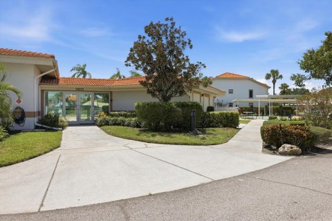 Villa ou maison à vendre à Sarasota, Floride: 2 chambres, 140.75 m2 № 2312777 - photo 22