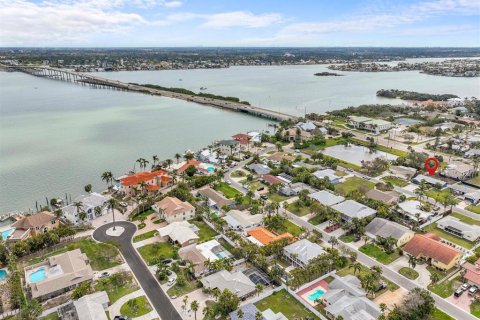 House in Belleair Beach, Florida 2 bedrooms, 126.35 sq.m. № 1721716 - photo 4