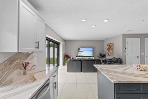 House in Belleair Beach, Florida 2 bedrooms, 126.35 sq.m. № 1721716 - photo 22