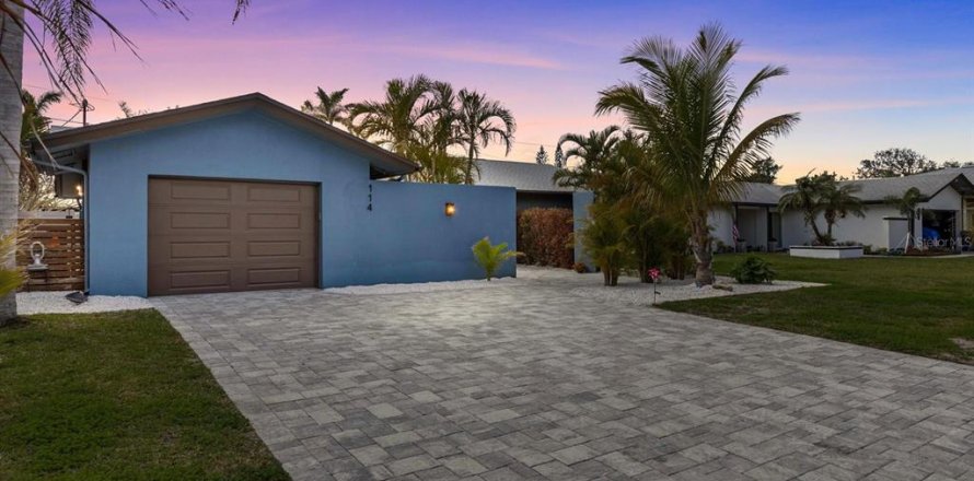 Casa en Belleair Beach, Florida 2 dormitorios, 126.35 m2 № 1721716
