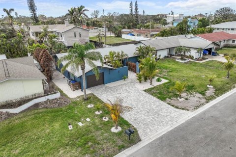 House in Belleair Beach, Florida 2 bedrooms, 126.35 sq.m. № 1721716 - photo 8