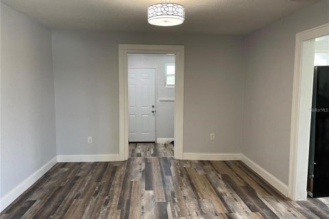 Villa ou maison à vendre à Haines City, Floride: 3 chambres, 122.54 m2 № 2097339 - photo 12
