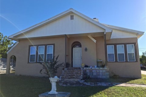 Villa ou maison à Haines City, Floride 3 chambres, 122.54 m2 № 2097339
