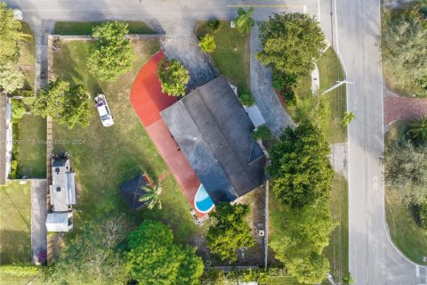 Villa ou maison à vendre à Miami, Floride: 3 chambres, 111.02 m2 № 1871445 - photo 1