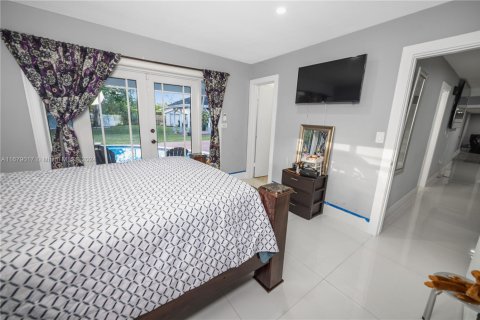 Villa ou maison à vendre à Miami, Floride: 3 chambres, 111.02 m2 № 1871445 - photo 14