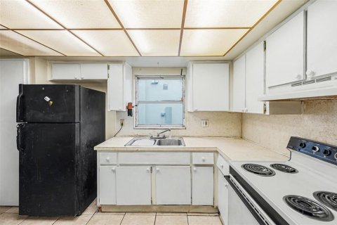 Copropriété à vendre à Pinellas Park, Floride: 2 chambres, 108.23 m2 № 2094375 - photo 12