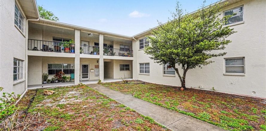 Condo à Pinellas Park, Floride, 2 chambres № 2094375
