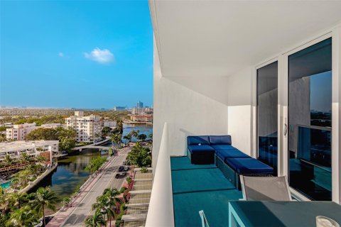 Снять в аренду кондоминиум в Майами-Бич, Флорида 55.74м2, № 1058685 - фото 13