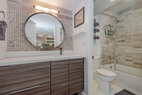 Снять в аренду кондоминиум в Майами-Бич, Флорида 55.74м2, № 1058685 - фото 9