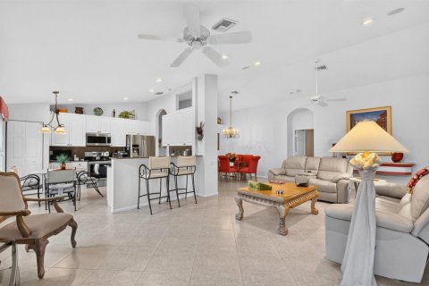 Casa en venta en Boynton Beach, Florida, 3 dormitorios, 172.05 m2 № 2431350 - foto 9