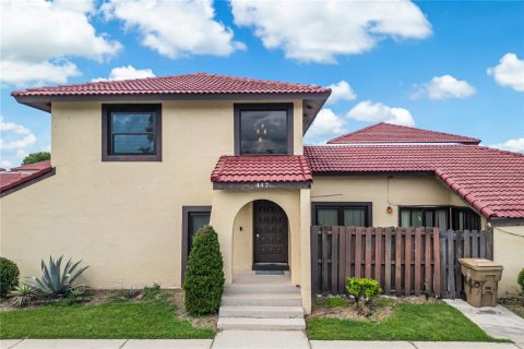 Adosado en Kissimmee, Florida 3 dormitorios, 147.34 m2 № 2107167