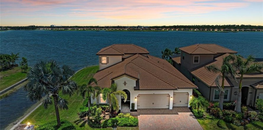 Casa en Nokomis, Florida 3 dormitorios, 302.4 m2 № 1757146
