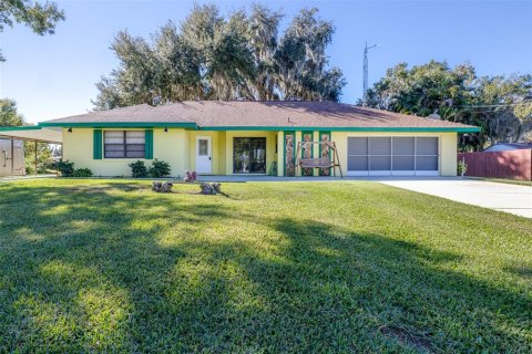 House in Lorida, Florida 3 bedrooms, 152.73 sq.m. № 2108274