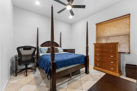 Villa ou maison à vendre à Lake Worth, Floride: 4 chambres, 359.07 m2 № 2190290 - photo 22