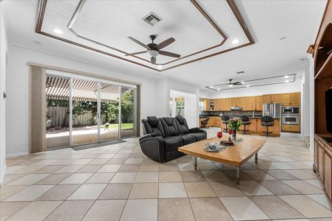 Villa ou maison à vendre à Lake Worth, Floride: 4 chambres, 359.07 m2 № 2190290 - photo 12