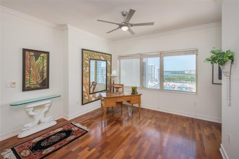 Condominio en venta en Sarasota, Florida, 2 dormitorios, 186.83 m2 № 2100785 - foto 26