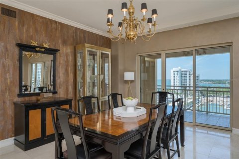 Condominio en venta en Sarasota, Florida, 2 dormitorios, 186.83 m2 № 2100785 - foto 18