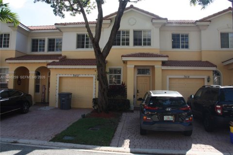 Adosado en Boynton Beach, Florida 3 dormitorios, 169.64 m2 № 2088932