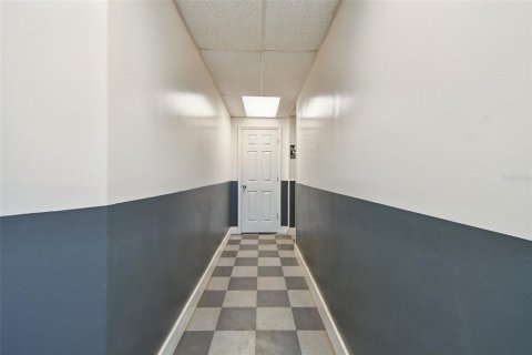 Propiedad comercial en venta en Saint Petersburg, Florida, 231.88 m2 № 1625776 - foto 24