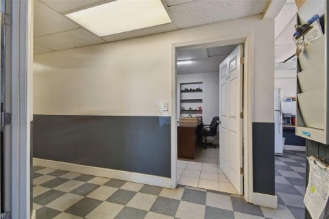 Propiedad comercial en venta en Saint Petersburg, Florida, 231.88 m2 № 1625776 - foto 15