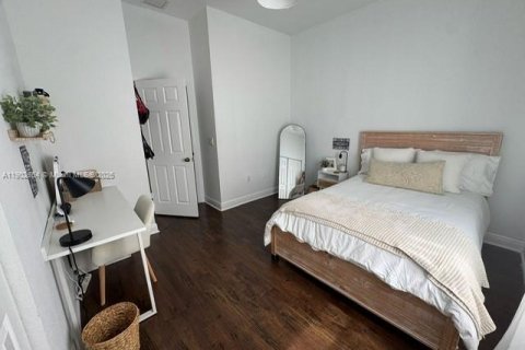 Casa en venta en Weston, Florida, 4 dormitorios, 230.03 m2 № 1953111 - foto 22