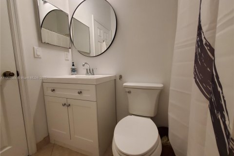 Casa en venta en Weston, Florida, 4 dormitorios, 230.03 m2 № 1953111 - foto 28