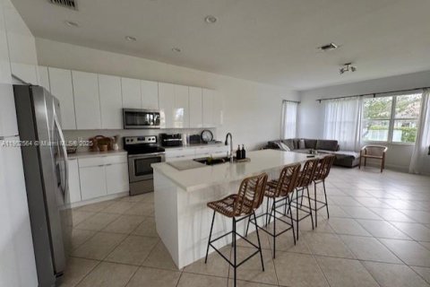 Casa en venta en Weston, Florida, 4 dormitorios, 230.03 m2 № 1953111 - foto 7