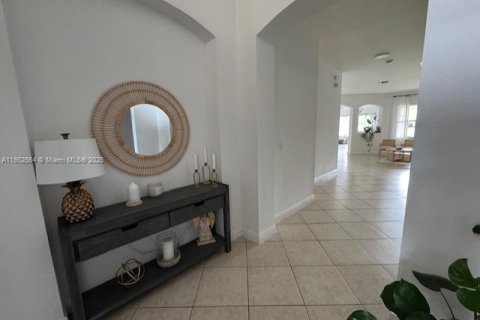 Casa en venta en Weston, Florida, 4 dormitorios, 230.03 m2 № 1953111 - foto 3
