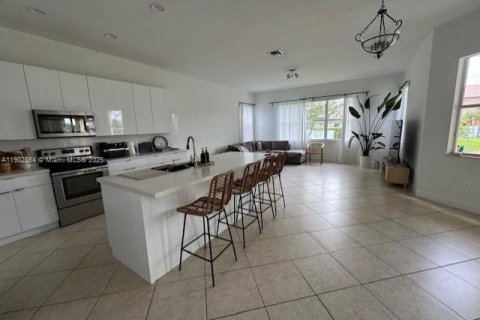 Casa en venta en Weston, Florida, 4 dormitorios, 230.03 m2 № 1953111 - foto 8
