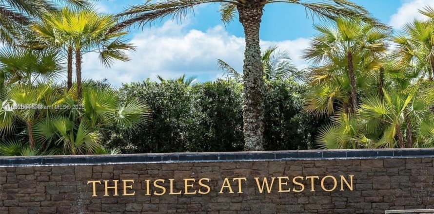 Casa en Weston, Florida 4 dormitorios, 230.03 m2 № 1953111